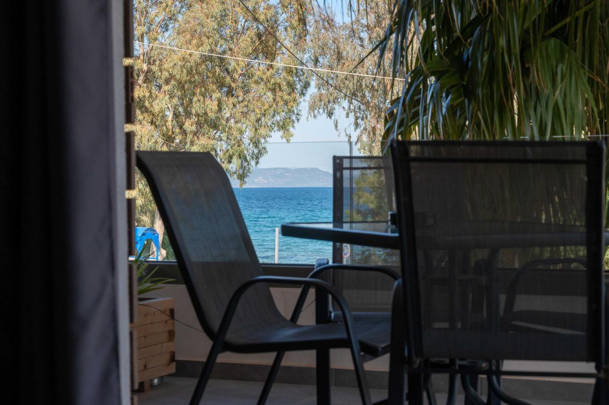 Finikas Suites & Apartments 10Min From Athens Airport Artemida  Exteriér fotografie