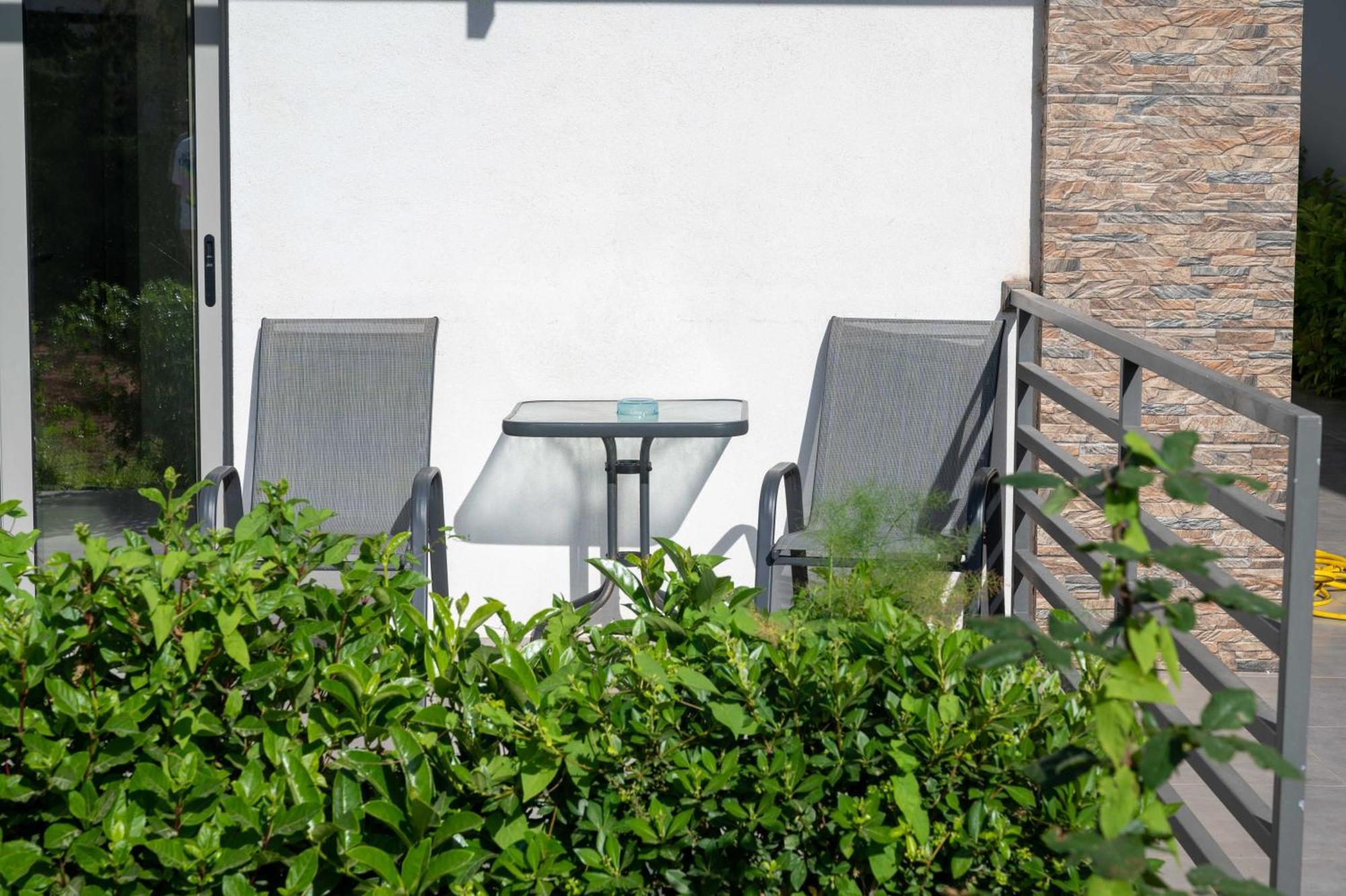 Finikas Suites & Apartments 10Min From Athens Airport Artemida  Exteriér fotografie